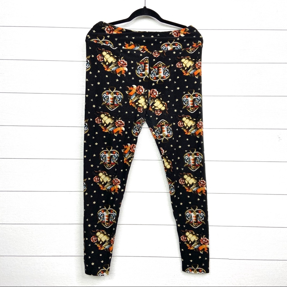 LuLaRoe Tall and Curvy Leggings